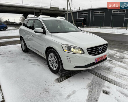 Белый Вольво ХС60, объемом двигателя 2.4 л и пробегом 289 тыс. км за 18700 $, фото 1 на Automoto.ua