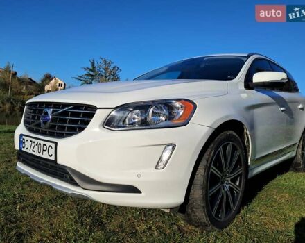 Белый Вольво ХС60, объемом двигателя 3 л и пробегом 190 тыс. км за 14500 $, фото 1 на Automoto.ua