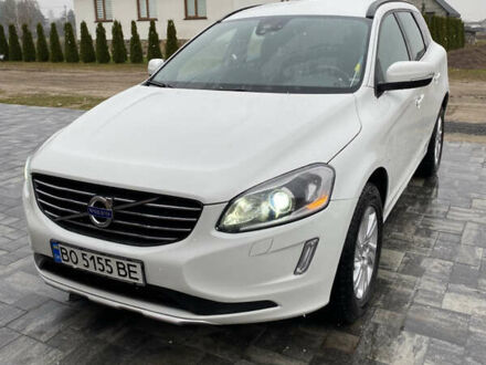 Белый Вольво ХС60, объемом двигателя 2 л и пробегом 310 тыс. км за 17700 $, фото 1 на Automoto.ua