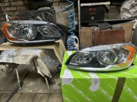 Білий Вольво ХС60, об'ємом двигуна 0 л та пробігом 50 тис. км за 700 $, фото 1 на Automoto.ua