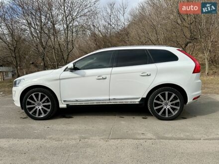 Білий Вольво ХС60, об'ємом двигуна 2.95 л та пробігом 198 тис. км за 18500 $, фото 1 на Automoto.ua