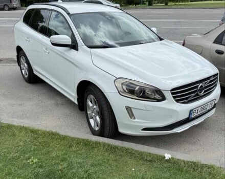 Белый Вольво ХС60, объемом двигателя 2 л и пробегом 191 тыс. км за 18800 $, фото 1 на Automoto.ua