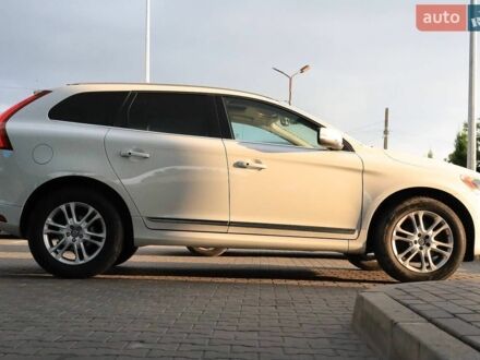 Білий Вольво ХС60, об'ємом двигуна 2 л та пробігом 203 тис. км за 15600 $, фото 1 на Automoto.ua