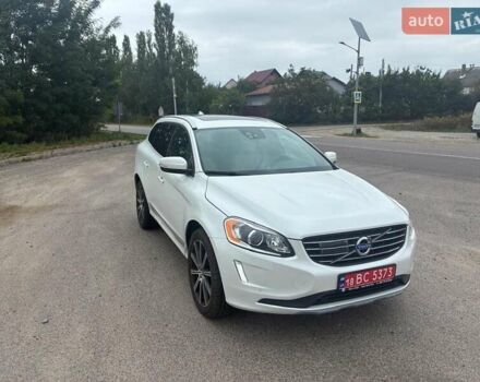 Белый Вольво ХС60, объемом двигателя 1.97 л и пробегом 102 тыс. км за 24000 $, фото 1 на Automoto.ua