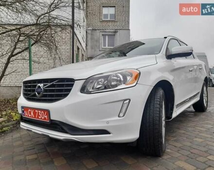 Білий Вольво ХС60, об'ємом двигуна 1.97 л та пробігом 182 тис. км за 15400 $, фото 1 на Automoto.ua