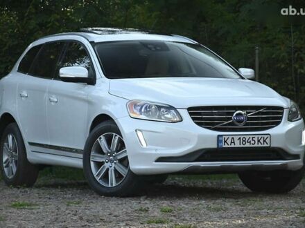 Белый Вольво ХС60, объемом двигателя 2 л и пробегом 139 тыс. км за 18999 $, фото 1 на Automoto.ua