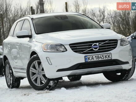 Белый Вольво ХС60, объемом двигателя 1.97 л и пробегом 139 тыс. км за 18400 $, фото 1 на Automoto.ua