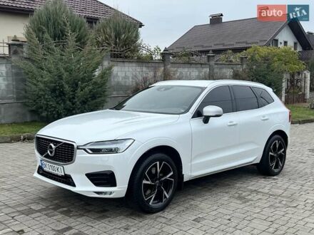 Белый Вольво ХС60, объемом двигателя 2 л и пробегом 330 тыс. км за 25900 $, фото 1 на Automoto.ua