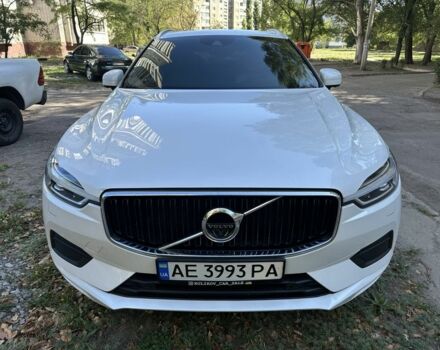 Белый Вольво ХС60, объемом двигателя 2 л и пробегом 107 тыс. км за 27500 $, фото 1 на Automoto.ua