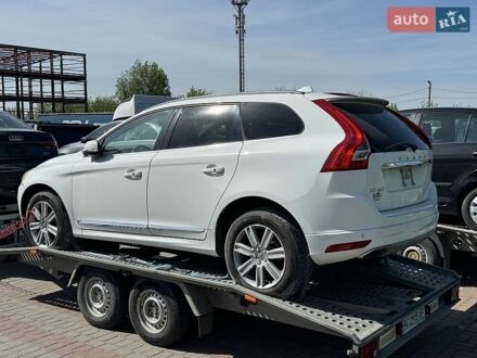 Белый Вольво ХС60, объемом двигателя 2 л и пробегом 140 тыс. км за 10999 $, фото 1 на Automoto.ua