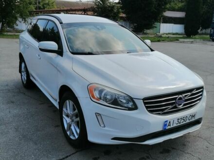 Белый Вольво ХС60, объемом двигателя 2 л и пробегом 395 тыс. км за 13500 $, фото 1 на Automoto.ua
