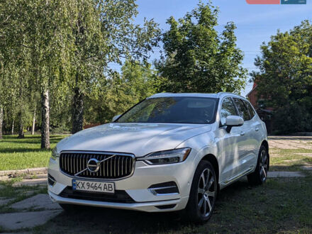 Вольво ХС60 2018 в Киеве на Automoto.ua Белый Вольво ХС60, объемом двигателя 1.97 л и пробегом 77 тыс. км за 38500 $, фото 1 на Automoto.ua