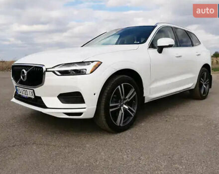 Белый Вольво ХС60, объемом двигателя 1.97 л и пробегом 98 тыс. км за 32900 $, фото 1 на Automoto.ua