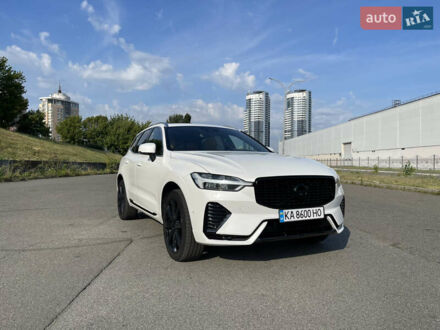 Белый Вольво ХС60, объемом двигателя 1.97 л и пробегом 42 тыс. км за 37500 $, фото 1 на Automoto.ua