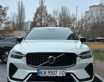 Белый Вольво ХС60, объемом двигателя 1.97 л и пробегом 73 тыс. км за 55400 $, фото 1 на Automoto.ua