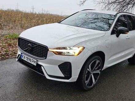 Белый Вольво ХС60, объемом двигателя 2 л и пробегом 29 тыс. км за 52000 $, фото 1 на Automoto.ua