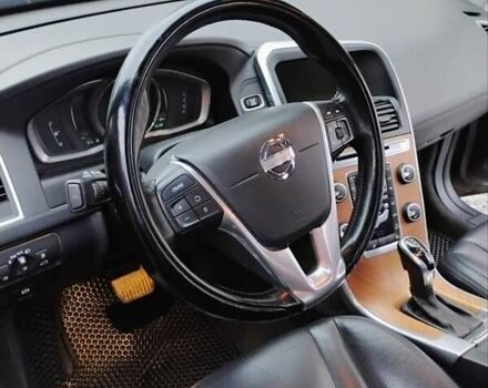 Бежевый Вольво ХС60, объемом двигателя 2.4 л и пробегом 288 тыс. км за 19000 $, фото 15 на Automoto.ua