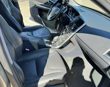 Бежевый Вольво ХС60, объемом двигателя 1.97 л и пробегом 164 тыс. км за 14600 $, фото 19 на Automoto.ua