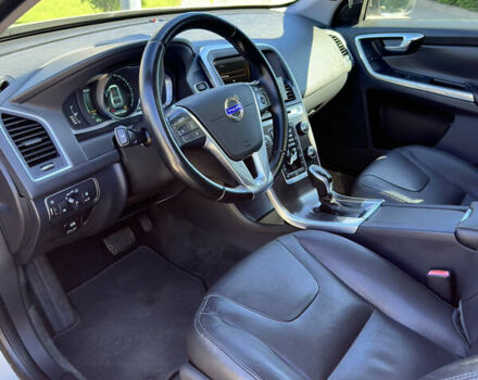 Бежевый Вольво ХС60, объемом двигателя 1.97 л и пробегом 164 тыс. км за 14600 $, фото 15 на Automoto.ua