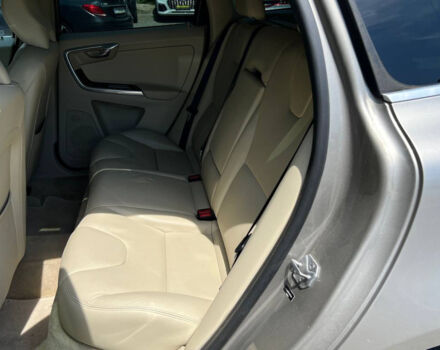 Бежевый Вольво ХС60, объемом двигателя 2 л и пробегом 180 тыс. км за 14100 $, фото 19 на Automoto.ua