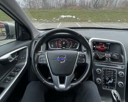 Бежевый Вольво ХС60, объемом двигателя 2.5 л и пробегом 131 тыс. км за 16300 $, фото 16 на Automoto.ua