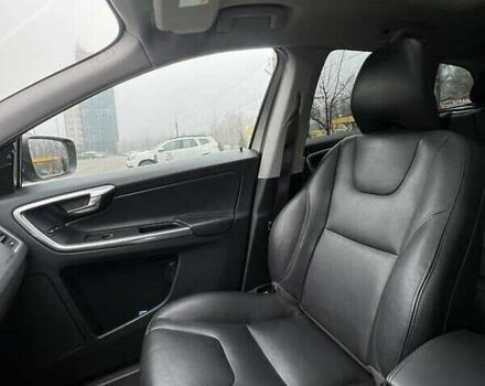 Бежевый Вольво ХС60, объемом двигателя 2.5 л и пробегом 131 тыс. км за 16300 $, фото 21 на Automoto.ua