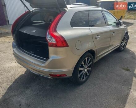 Бежевый Вольво ХС60, объемом двигателя 1.97 л и пробегом 147 тыс. км за 9900 $, фото 2 на Automoto.ua