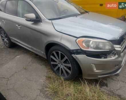 Бежевый Вольво ХС60, объемом двигателя 1.97 л и пробегом 147 тыс. км за 9900 $, фото 4 на Automoto.ua