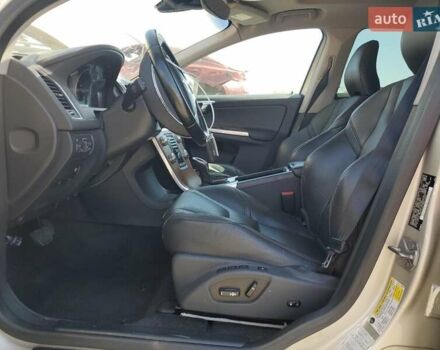 Бежевый Вольво ХС60, объемом двигателя 1.97 л и пробегом 109 тыс. км за 2000 $, фото 6 на Automoto.ua