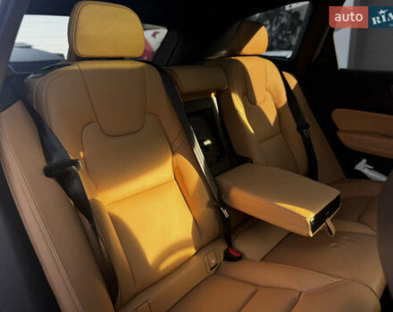 Бежевый Вольво ХС60, объемом двигателя 2 л и пробегом 6 тыс. км за 55000 $, фото 51 на Automoto.ua