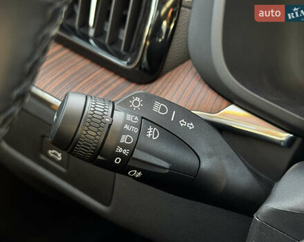 Бежевый Вольво ХС60, объемом двигателя 2 л и пробегом 6 тыс. км за 55000 $, фото 36 на Automoto.ua