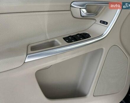 Вольво ХС60 2009 в Одессе на Automoto.ua Черный Вольво ХС60, объемом двигателя 2.4 л и пробегом 260 тыс. км за 14190 $, фото 10 на Automoto.ua