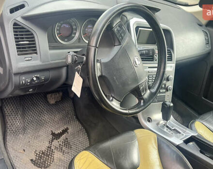 Черный Вольво ХС60, объемом двигателя 2.4 л и пробегом 290 тыс. км за 13999 $, фото 17 на Automoto.ua