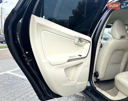 Чорний Вольво ХС60, об'ємом двигуна 2.4 л та пробігом 265 тис. км за 13700 $, фото 22 на Automoto.ua