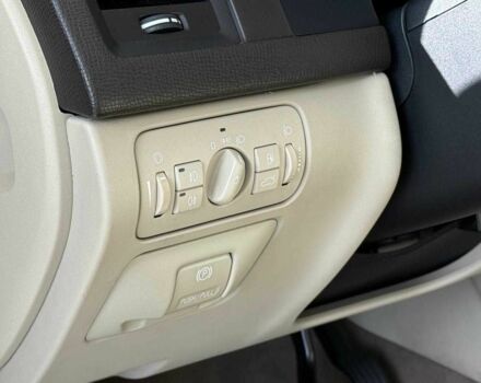 Черный Вольво ХС60, объемом двигателя 2.4 л и пробегом 260 тыс. км за 10000 $, фото 11 на Automoto.ua