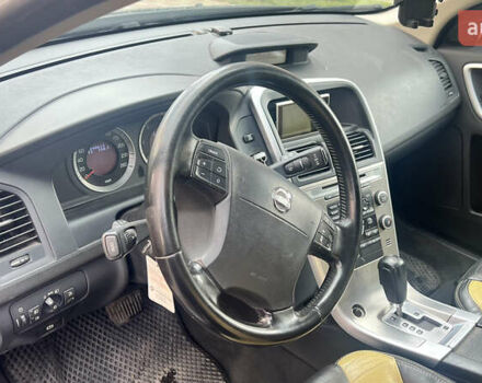 Черный Вольво ХС60, объемом двигателя 2.4 л и пробегом 290 тыс. км за 13999 $, фото 21 на Automoto.ua