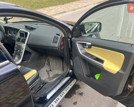 Черный Вольво ХС60, объемом двигателя 2.4 л и пробегом 290 тыс. км за 13999 $, фото 16 на Automoto.ua