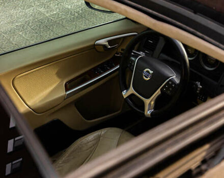 Чорний Вольво ХС60, об'ємом двигуна 2.4 л та пробігом 200 тис. км за 12300 $, фото 28 на Automoto.ua