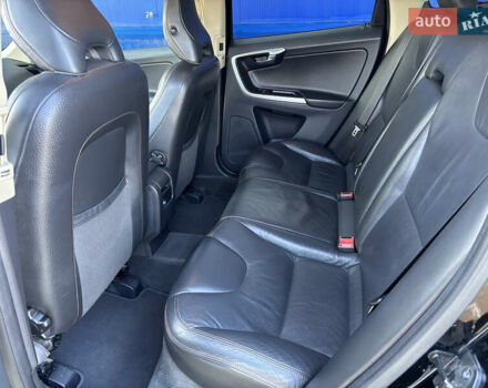 Черный Вольво ХС60, объемом двигателя 2.4 л и пробегом 160 тыс. км за 15500 $, фото 15 на Automoto.ua