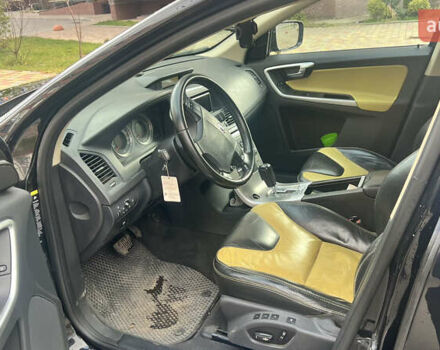 Черный Вольво ХС60, объемом двигателя 2.4 л и пробегом 290 тыс. км за 13999 $, фото 18 на Automoto.ua