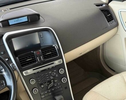 Черный Вольво ХС60, объемом двигателя 2.4 л и пробегом 260 тыс. км за 10000 $, фото 19 на Automoto.ua