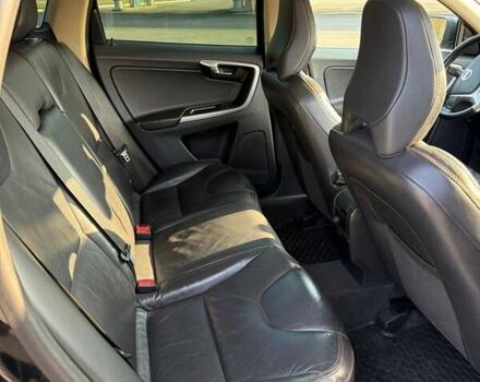 Черный Вольво ХС60, объемом двигателя 2.4 л и пробегом 305 тыс. км за 12999 $, фото 6 на Automoto.ua