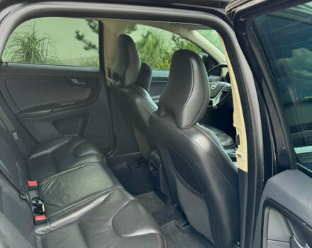 Черный Вольво ХС60, объемом двигателя 2.4 л и пробегом 308 тыс. км за 13700 $, фото 12 на Automoto.ua