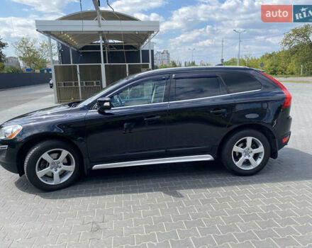 Чорний Вольво ХС60, об'ємом двигуна 3 л та пробігом 284 тис. км за 12600 $, фото 5 на Automoto.ua