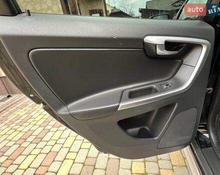 Чорний Вольво ХС60, об'ємом двигуна 0 л та пробігом 238 тис. км за 14950 $, фото 91 на Automoto.ua