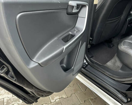 Черный Вольво ХС60, объемом двигателя 2.4 л и пробегом 241 тыс. км за 15450 $, фото 30 на Automoto.ua