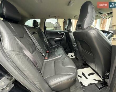 Чорний Вольво ХС60, об'ємом двигуна 0 л та пробігом 238 тис. км за 14950 $, фото 92 на Automoto.ua