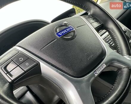 Чорний Вольво ХС60, об'ємом двигуна 0 л та пробігом 238 тис. км за 14950 $, фото 73 на Automoto.ua