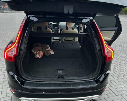 Черный Вольво ХС60, объемом двигателя 1.98 л и пробегом 216 тыс. км за 15000 $, фото 7 на Automoto.ua