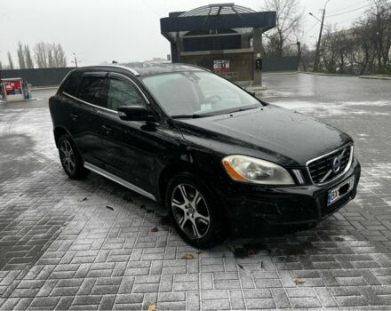 Чорний Вольво ХС60, об'ємом двигуна 3 л та пробігом 238 тис. км за 10999 $, фото 4 на Automoto.ua